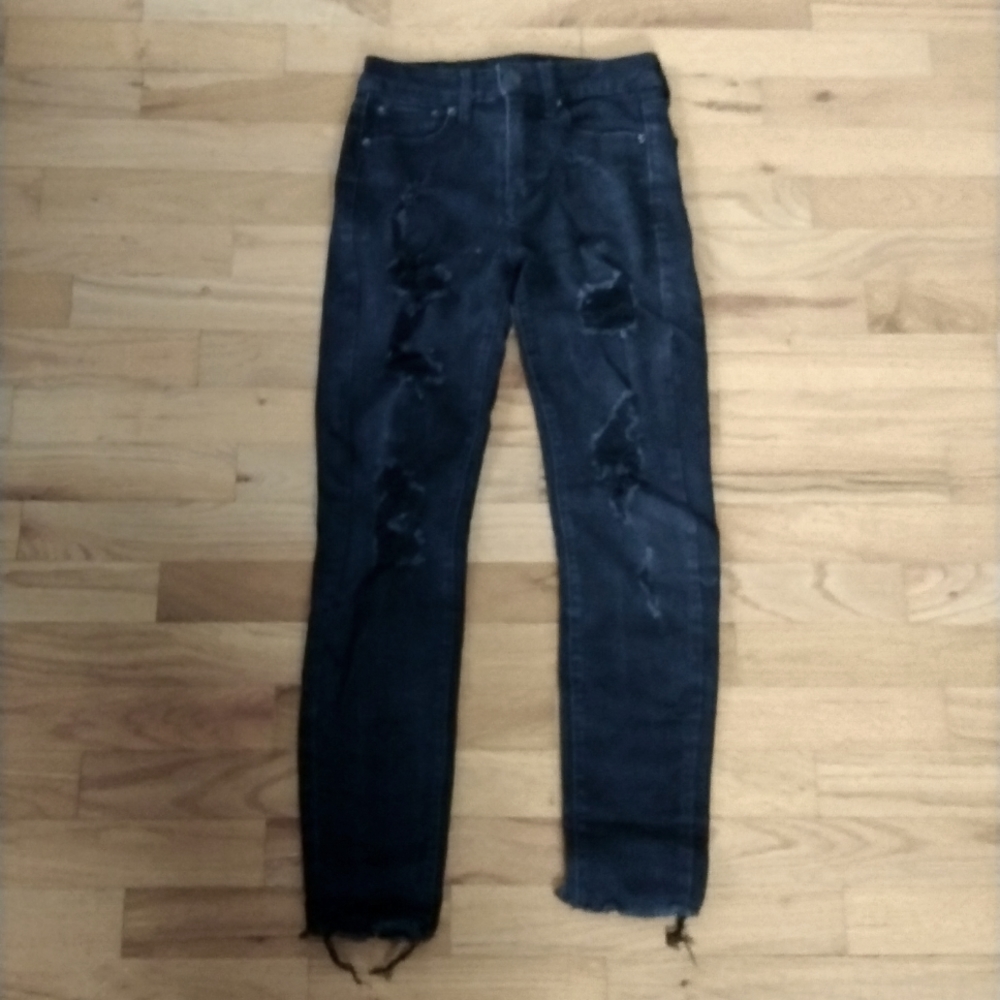 Black Ripped Skinny Jeans